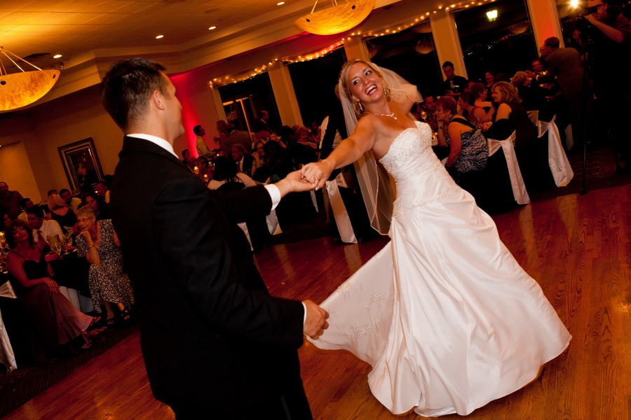 İlk dans! 6 Düğün dans kursları bu anlamda çok faydalı.